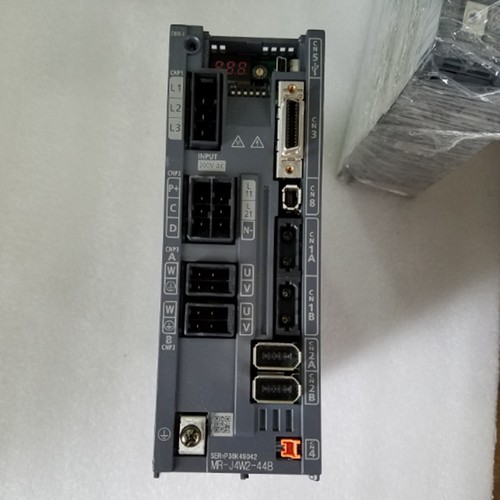 1pz servoazionamenti usati - 1pz,